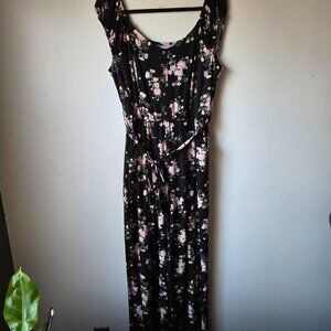 EUC NO BOUNDARIES FLORAL JUMPSUIT SIZE XL